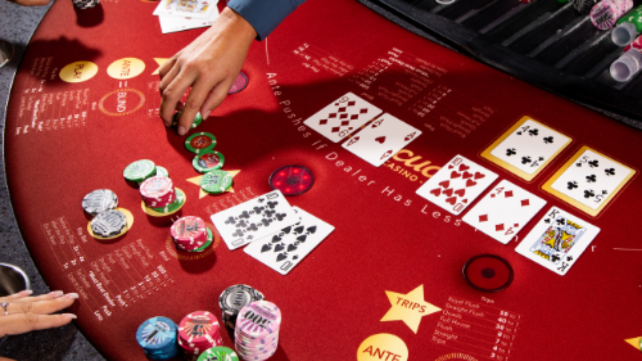 How to Play Texas Holdem Online - Learn & Play